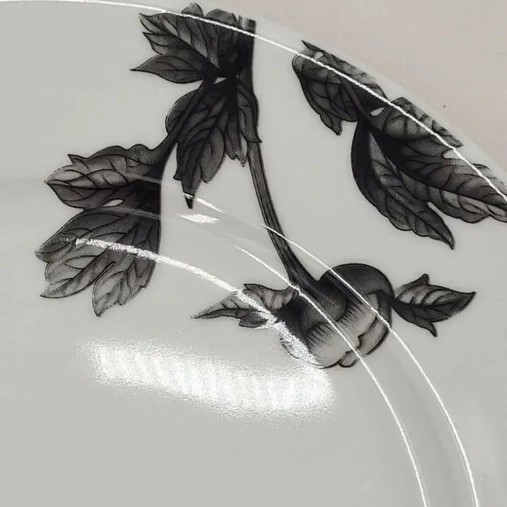 Spode BLACK PEONY 7.5